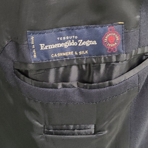 Men's Ermenegildo Zegna Suit Jacket - Picture 5 of 5